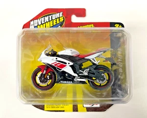 Maisto Adventure Wheels 1/18 Scale Yamaha YZF-R6 Diecast Motorcycle - Picture 1 of 4