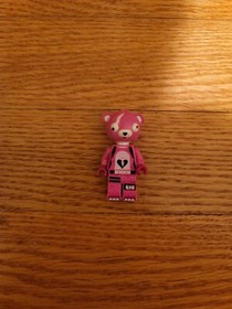 SDCC 2024 Exclusive LEGO Fortnite 'Cuddle Team Leader' Minifigure (Debut)