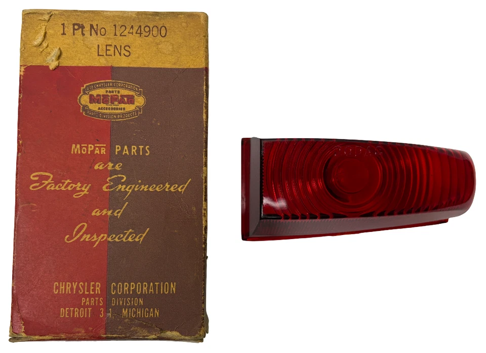 Lente de luz de freno derecha de stock antiguo para Dodge Models Mopar 1949 #1244900 Foto 1 de 1