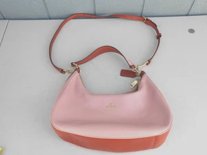 Coach Schultertasche rosa genarbtes Leder Colorblock L1757-F25896 - Bild 1 von 7