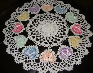 ~~TAMS CANDY HEARTS~ VALENTINES~DOILY~CROCHET~APPROX. 12-13"~VALENTINE'S ~LOVE - Picture 1 of 2