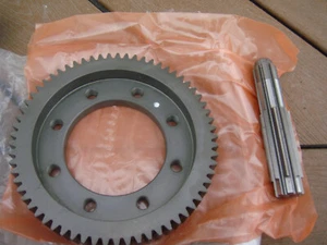 JOHN DEERE X700-X749 X734 X739 X754 REAR-END DIFFERENTIAL FINAL DRIVE RING GEAR - Picture 1 of 4