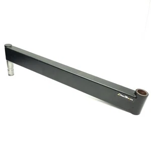 Brazo de monitor rígido único Dectron para montaje de monitor de varios ejes, 18 pulgadas de largo - Imagen 1 de 5