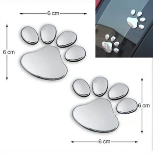 [ADESIVO] AUTO ZAMPE (coppia) ZAMPA 3D PORTAFORTUNA CROMATO sticker Cane Gatto - Imagen 1 de 1