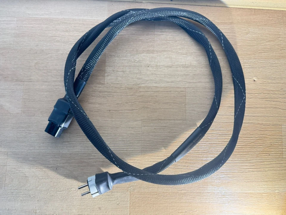 Synergistic Research Master Coupler High End Netzkabel Stromkabel C19 in 2m - Bild 1 von 4