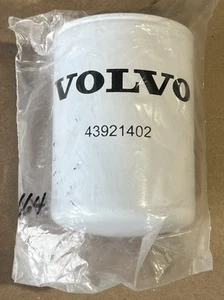 Volvo Genuine OEM NOS Oil Filter 43921402 New Sealed Free Shipping - Picture 1 of 2