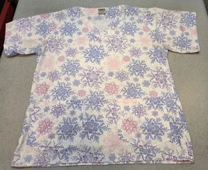 UA Scrub Top Gr. Large Schneeflocken blau rosa weiß Weihnachten Krankenschwester Tierarzt Zahnarzt - Bild 1 von 4