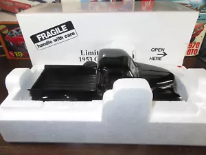 Danbury Mint Limited Edition 1953 GMC Pickup 1/24 - Picture 1 of 3