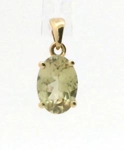 9ct Yellow Gold Pendant Charm Green Kunzite Stone Prong Setting Size 14mm by 6mm - Picture 1 of 5