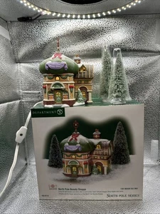 Dept 56 North Pole Beauty Shoppe North Pole Series #05733 Christmas Village - Picture 1 of 7