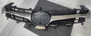 2015 2016 2017 Toyota Camry Front Upper Grille 53114-06061 Used - Picture 1 of 4
