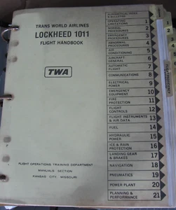 1974-85 TWA Lockheed 1011 Jet Pilot's Flight Handbook Training-Thumbnails 3-ring - Picture 1 of 15