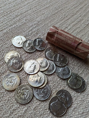 1969 Kennedy Half Dollar 1 roll of 20 - See pictures for Quality Cover