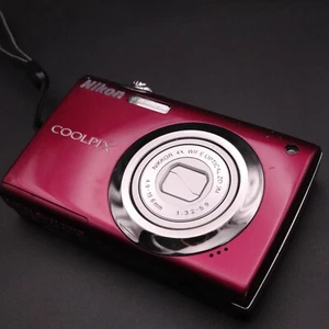 Nikon Coolpix S4000 Red 12MP Digital Camera Touchscreen HD Video Compact Japan - Picture 1 of 14