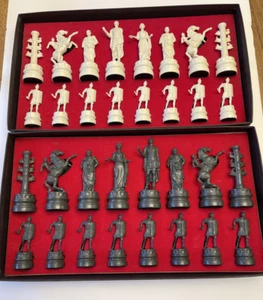 Classic Games Collector Series Chess Set 1st Edition Ancient Rome 264BC-14AD - Picture 1 of 12