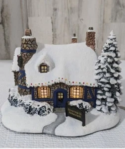 2001 Stonehearth Restaurant Hawthorne Lighted Christmas Village Thomas Kinkade - Picture 1 of 5