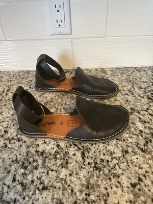 Crupon Travis Barefoot Mary Jane Sandals Genuine Black Leather Size 38 - Image 1 of 4
