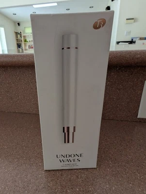 T3 Undone Waves 1" Styling Wand Straight Barrel T3 Convertible Collection - Image 1 of 4