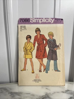 Vintage Simplicity Sewing Pattern 7066 Bathrobe Boys Size 7 & 8 Uncut - Image 1 of 4