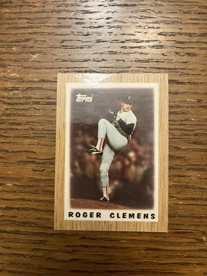 1987 Topps League Leaders Minis - Roger Clemens #42 - Image 1 of 2