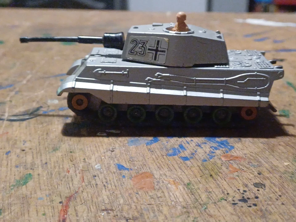 Matchbox Battle Kings K-104 King Tiger Tank, made in England 1974 - Image 1 of 4