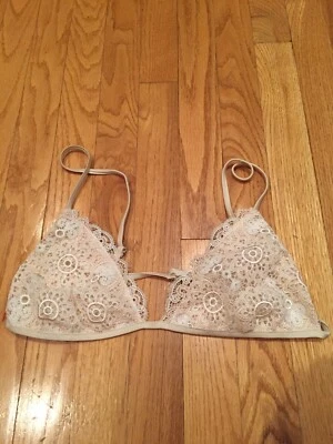 NWT $88 Hypnotic Tri Bikini Top by Blue Life Swimwear Ivory L - Image 1 of 4