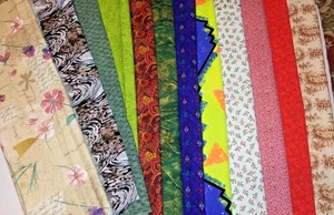 Posten Fat Quarters 12 sortiert wie abgebildet Baumwollstoff Quilt Handwerk Nähen 18"x 22" EA - Bild 1 von 3
