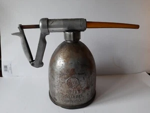 Shell upper cylinder lubricant dispenser. Shell motor oil Shell tin. - Foto 1 di 3
