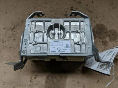 11 12 Lexus CT200H Driver Assist Navigation Computer Centre Unit ID# 8680476010 Foto 1 de 4