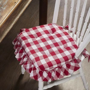 Annie Buffalo Check Red Ruffled Chair Pad 16.5x18 - Picture 1 of 6