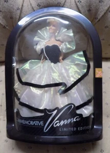 Vanna White Commemorative Limited Edition Doll * Wheel of Fortune * - Picture 1 of 6