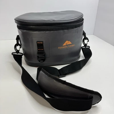 Ozark Trail Premium 6 Can Cooler with Bottle Opener Zipper Closure + Rear Pocket - Изображение 1 из 4