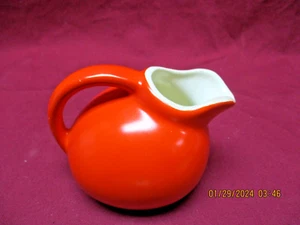 Vintage McCoy 3 1/2" Tomato Red Creamer, #1 USA Marked Bottom - Picture 1 of 8