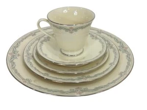 Lenox Kingston 5 Piece Place Setting NEW - Picture 1 of 19