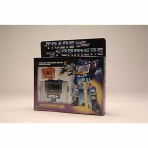 G1 Transformers Decepticon Soundwave with Buzzsaw (Color Random) Reissue - Picture 1 of 5