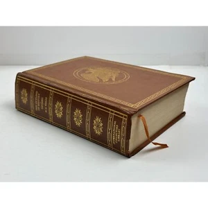 The Outline of History Revised by H.G. Wells 1971 Hardcover Book - Foto 1 di 9