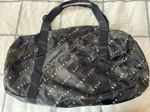 Victoria's Secret PINK Camo Green Camouflage Duffle Bag Packable Lightweight - Picture 1 of 3