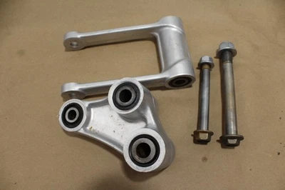 88 HONDA CR250R ACOPLAMIENTO AMORTIGUADOR TRASERO ENLACE BASCULANTE 52460-KS7-831 Foto 1 de 4