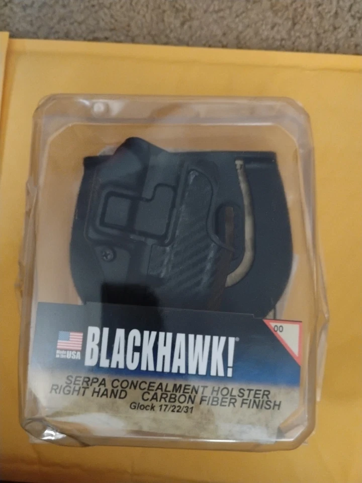 Blackhawk SERPA CQC Concealment Holster Right Hand Matte Glock 17/22/31 (7) - Image 1 of 4