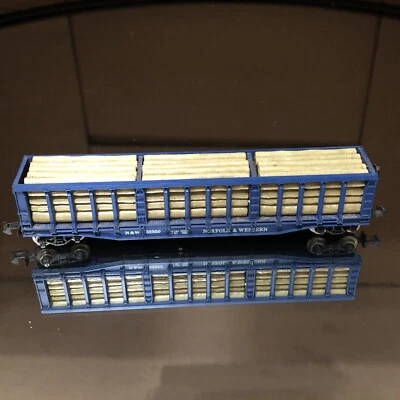 Atlas 3001 Norfolk Western Bulkhead Log Flatcar N&W 32850 N Scale - Image 1 of 4