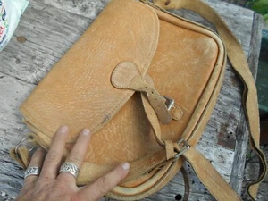 SAC PORTE EPAULE  ARTISANAT ? CUIR EPAISSEUR +++ LOOK HIPPIE VINTAGE MARRON ABE - Picture 1 of 12