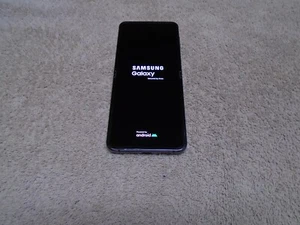 Samsung Galaxy Z Flip 4 5G, 128gb, Black, Carrier Unlocked, Excellent!! - Afbeelding 1 van 12