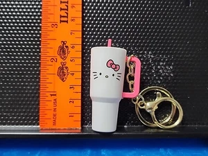 Hello Kitty Tumbler Keychain - Picture 1 of 2