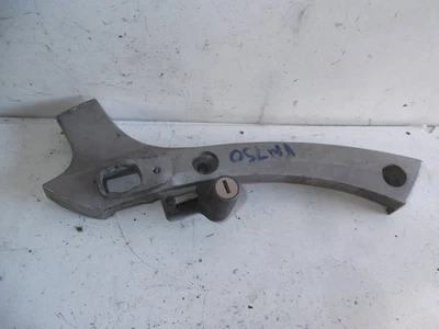 KAWASAKI VN750 ENCOSTO VULCAN + SUPORTE DE BARRA SISSY mão direita - Imagem 1 de 4