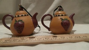 "DEBBIE MUMM" MINI TEAPOT ORNAMENTS, LOT OF 2 /STRAWBERRY ACCENTS - Picture 1 of 7
