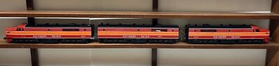 Right-Of-Way  Southern Pacific ALCO PA A-B-A Set O 3 Rail (Needs Repair) LN - Image 1 of 4