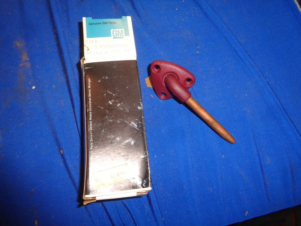 Nuevo de Lote Antiguo Pontiac Grand Prix 1988 parasol derecho soporte GM 10060080 dp Foto 1 de 1