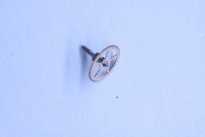 Omega 683 part 1229 Roue de centre & chausse Center wheel & cannon pinion NOS - Picture 1 of 1