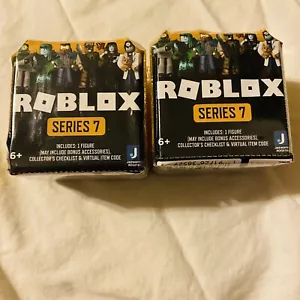 Lot Of 2 Roblox 2021 Series 7 Celebrity Toy Figure Yellow Box Item Code New - Picture 1 of 5