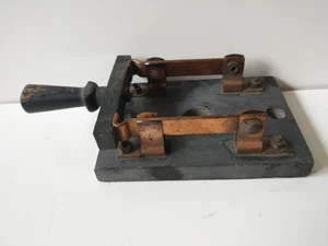 Trumbull 60 Amp 250V. DC-AC Vintage Messerschalter 4"x6" Schieferfuß wie vorgefunden - Bild 1 von 7